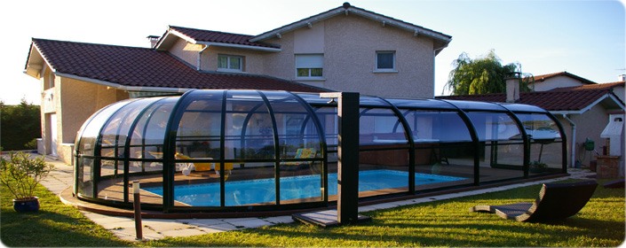 Ventajas de una cubierta para piscina